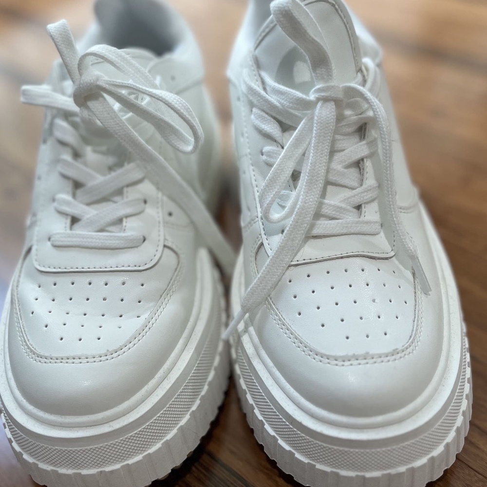 Madden Girl Brand New White Platform Sneakers